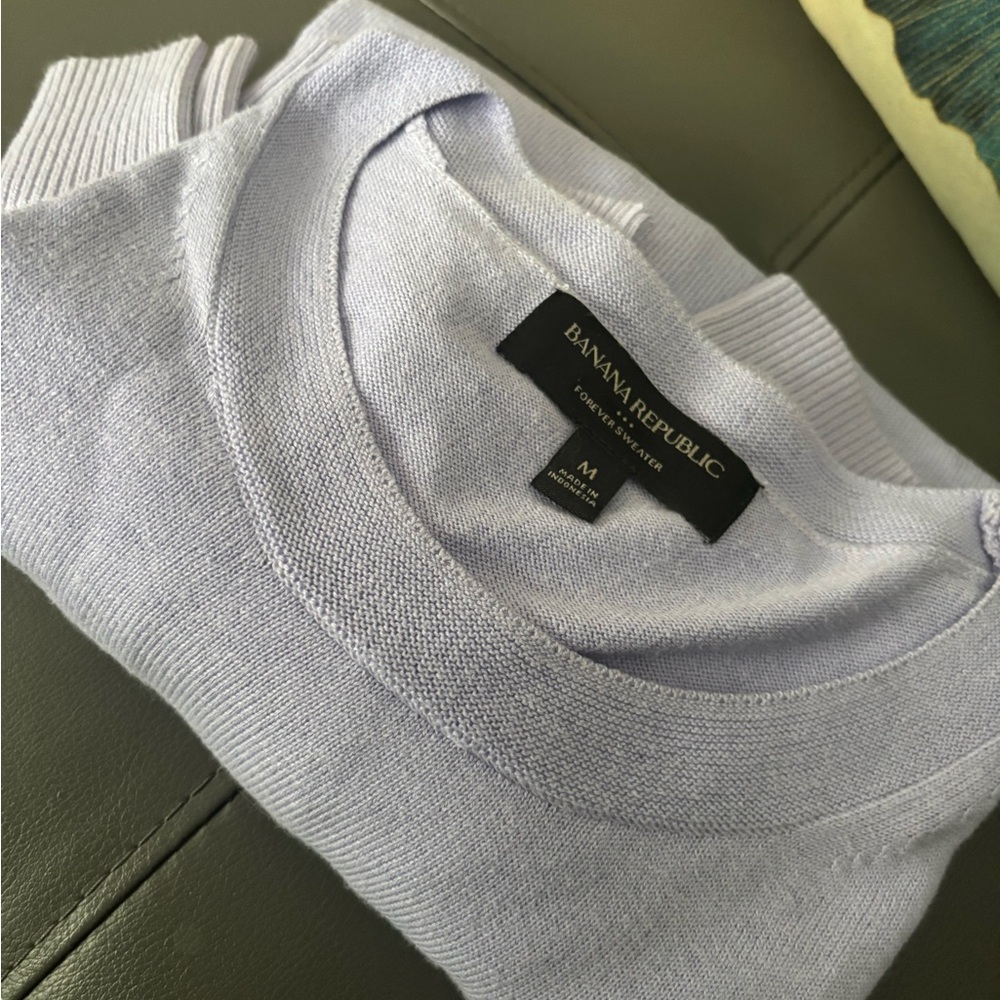 Banana Republic Men's Lavender Crewneck Sweater